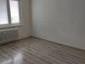Pronájem bytu 1+1, Bruntál, Jesenická, 38 m2