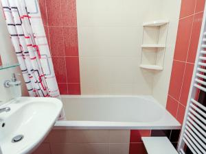 Pronájem bytu 2+1, Praha - Krč, Olbrachtova, 58 m2