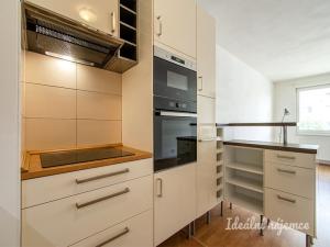 Pronájem bytu 2+kk, Praha - Horní Měcholupy, Modenská, 56 m2