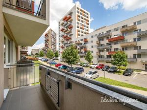 Pronájem bytu 2+kk, Praha - Horní Měcholupy, Modenská, 56 m2