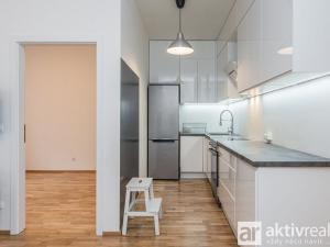 Prodej bytu 3+kk, Praha - Libeň, Lihovarská, 57 m2