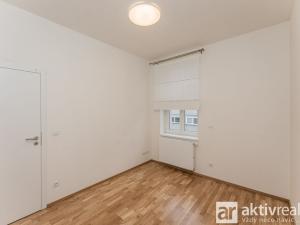 Prodej bytu 3+kk, Praha - Libeň, Lihovarská, 57 m2