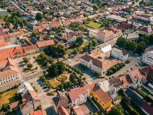 Prodej bytu 3+1, Městec Králové, Náměstí Republiky, 93 m2