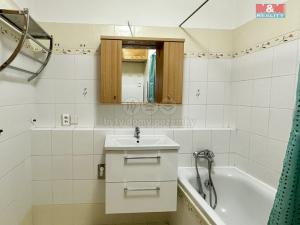 Pronájem bytu 2+kk, Praha - Štěrboholy, Andersenova, 64 m2