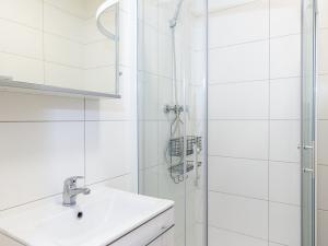 Pronájem bytu 1+kk, Praha - Vršovice, Omská, 26 m2