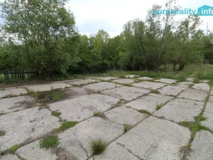 Prodej komerční nemovitosti, Dubí, Horská, 1000 m2