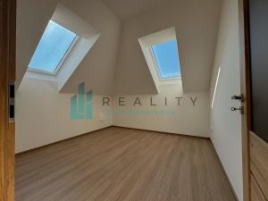 Prodej bytu 3+kk, Strážnice, Grůska, 74 m2