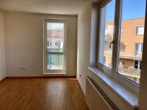 Pronájem bytu 3+kk, Praha - Strašnice, Janýrova, 83 m2