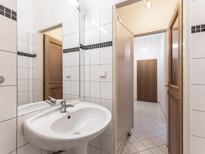 Pronájem bytu 1+kk, Praha - Vinohrady, Dykova, 40 m2