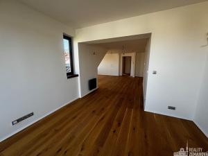 Prodej bytu 2+kk, Praha - Strašnice, Foerstrova, 83 m2