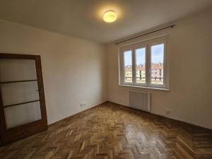 Pronájem bytu 2+kk, Praha - Nusle, Kloboučnická, 48 m2