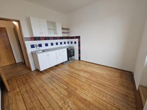 Pronájem bytu 2+kk, Praha - Nusle, Kloboučnická, 48 m2