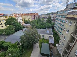 Pronájem bytu 2+kk, Praha - Nusle, Kloboučnická, 48 m2