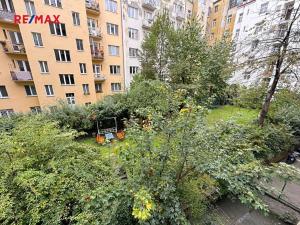 Prodej bytu 2+kk, Praha - Bubeneč, Zelená, 44 m2