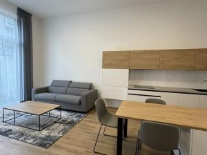 Pronájem bytu 2+kk, Praha - Strašnice, Počernická, 54 m2