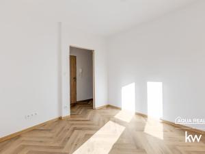 Prodej bytu 3+kk, Karlovy Vary, Šumavská, 68 m2