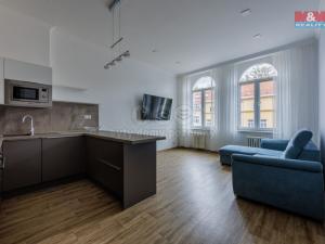 Prodej bytu 3+1, Karlovy Vary, Vítězná, 62 m2