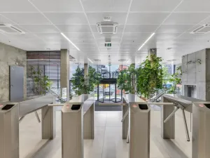 Pronájem kanceláře, Praha - Stodůlky, Laurinova, 300 m2