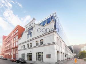 Pronájem kanceláře, Praha - Karlín, Křižíkova, 428 m2