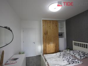 Pronájem bytu 2+kk, Praha - Strašnice, Štěchovická, 61 m2