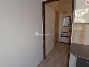 Pronájem bytu 1+1, Luštěnice - Zelená, 35 m2