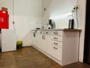 Pronájem kanceláře, Praha - Krč, Vídeňská, 323 m2