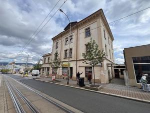 Prodej obchodního prostoru, Liberec - Liberec III-Jeřáb, 1. máje, 55 m2