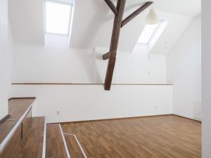 Pronájem rodinného domu, Jinočany, Náměstí 5. května, 130 m2