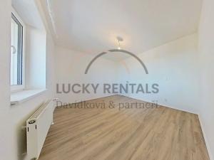 Pronájem bytu 3+kk, Praha - Smíchov, Pod Děvínem, 82 m2