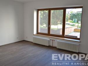 Pronájem bytu 2+1, Praha - Ďáblice, Myslivecká, 70 m2