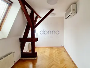 Pronájem kanceláře, Praha, Senovážné náměstí, 203 m2