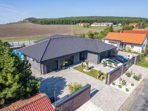 Prodej rodinného domu, Opolany, 241 m2