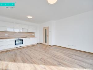 Pronájem bytu 2+kk, Olomouc - Slavonín, Topolová, 77 m2