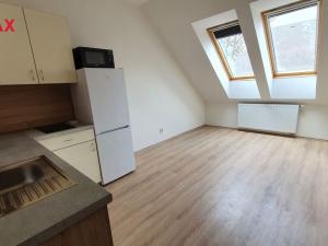 Pronájem bytu 2+kk, Kamenice nad Lipou, Vackova, 38 m2