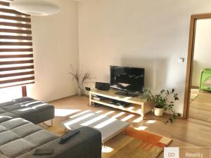 Pronájem bytu 3+kk, Praha - Košíře, Pod Kavalírkou, 85 m2