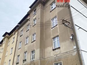 Prodej bytu 1+kk, Karlovy Vary - Doubí, K Linhartu, 24 m2