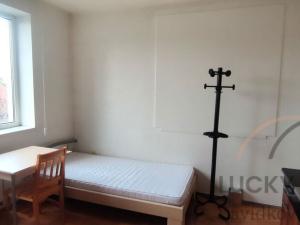 Pronájem bytu 2+kk, Průhonice, U Křížku, 45 m2