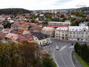 Prodej obchodního prostoru, Kralupy nad Vltavou - Mikovice, Lidové nám., 671 m2