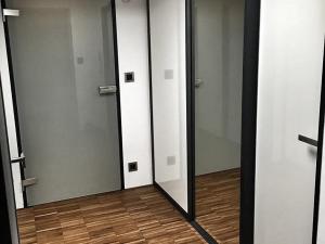 Pronájem bytu 2+kk, Praha - Smíchov, Křížová, 107 m2