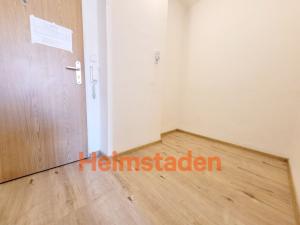 Pronájem bytu 1+kk, Havířov - Město, Hlavní třída, 21 m2