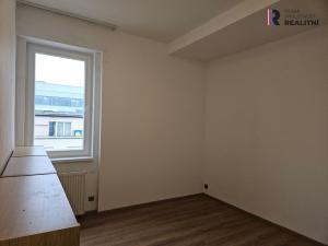 Pronájem bytu 3+1, Praha - Vinohrady, Kouřimská, 90 m2