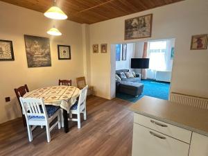 Pronájem bytu 2+kk, České Budějovice - České Budějovice 5, J. Jindřicha, 60 m2