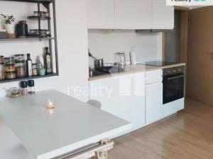 Prodej bytu 1+kk, Hostivice, Ječná, 32 m2