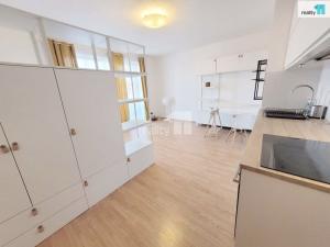 Prodej bytu 1+kk, Hostivice, Ječná, 32 m2