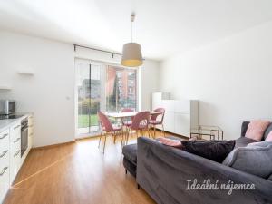 Pronájem bytu 2+kk, Hostivice, Žitná, 44 m2