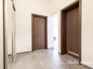 Pronájem bytu 2+kk, Praha - Letňany, Nepomuckých, 61 m2