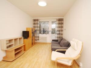 Pronájem bytu 2+kk, Praha - Kobylisy, Bojasova, 47 m2