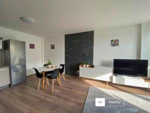 Pronájem bytu 2+kk, Mladá Boleslav, Laurinova, 69 m2