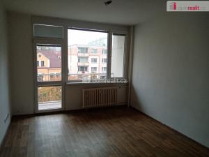 Pronájem bytu 2+1, Děčín - Děčín III-Staré Město, Jezdecká, 57 m2