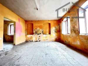 Prodej rodinného domu, Lesná, 558 m2